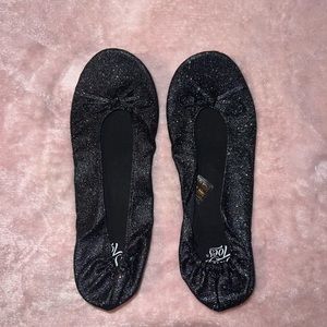 Flat slip on shoes